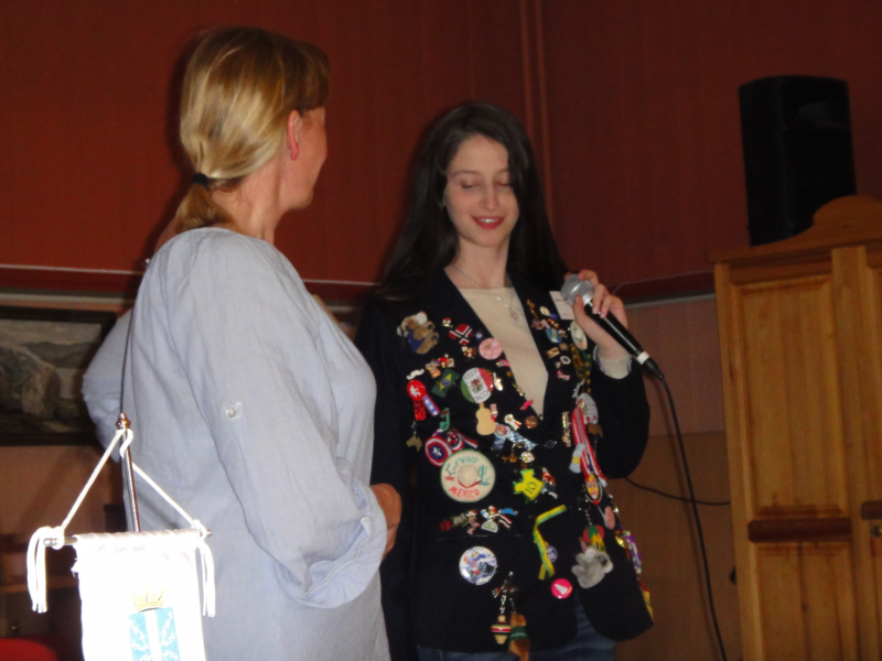 Klubbens engasjement innen Rotarys tilbud til ungdom.